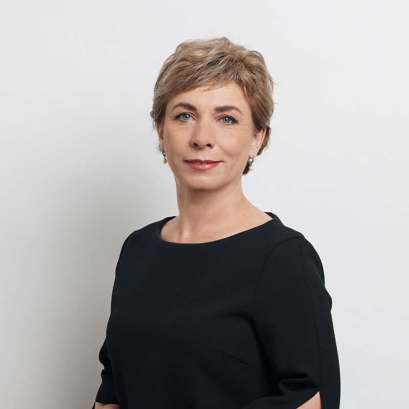  Larissa Markus